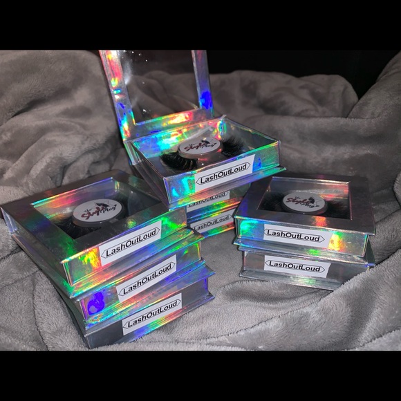 StylePlug Lashes - Picture 4 of 5